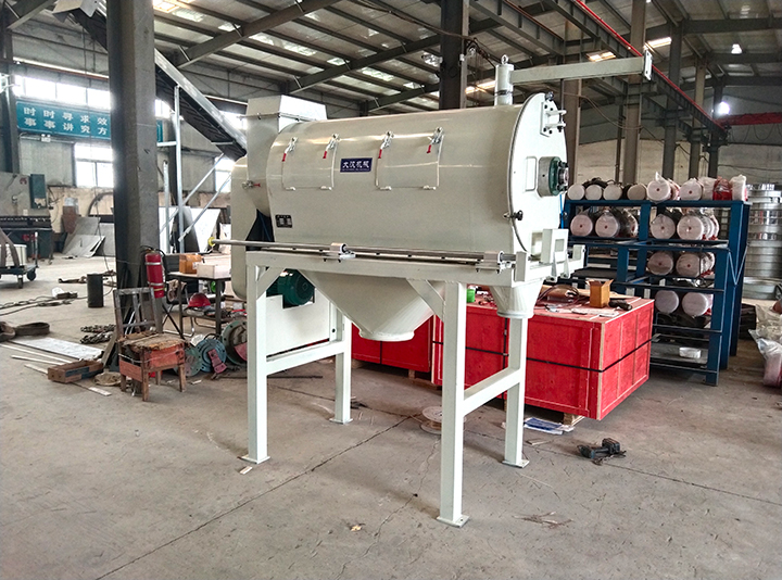 化工粉氣旋篩試機(jī)現(xiàn)場